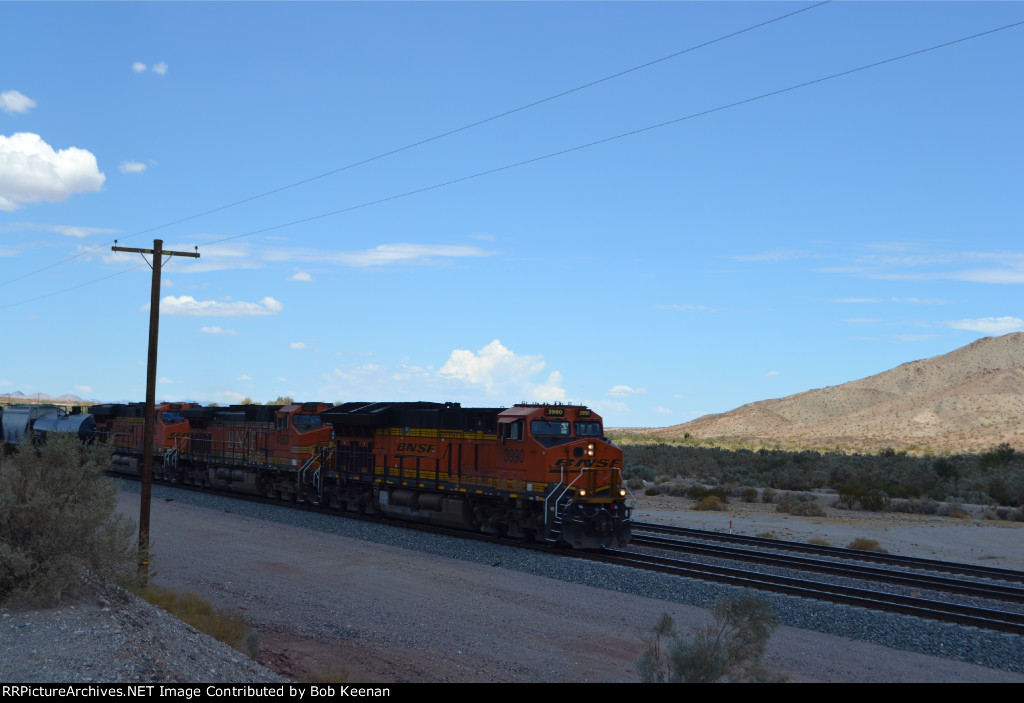 BNSF 3990